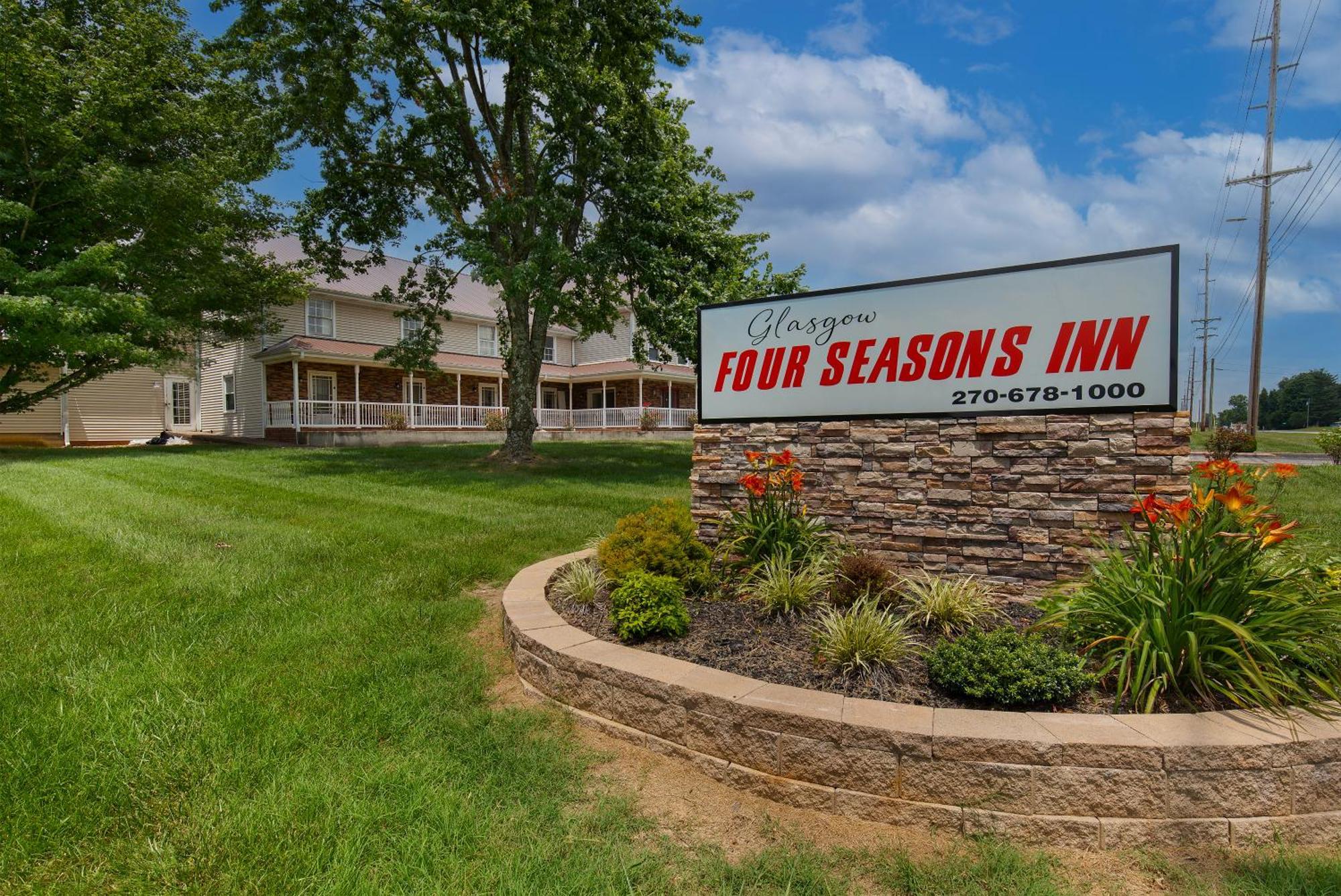 Four Seasons Country Inn Glasgow Ngoại thất bức ảnh